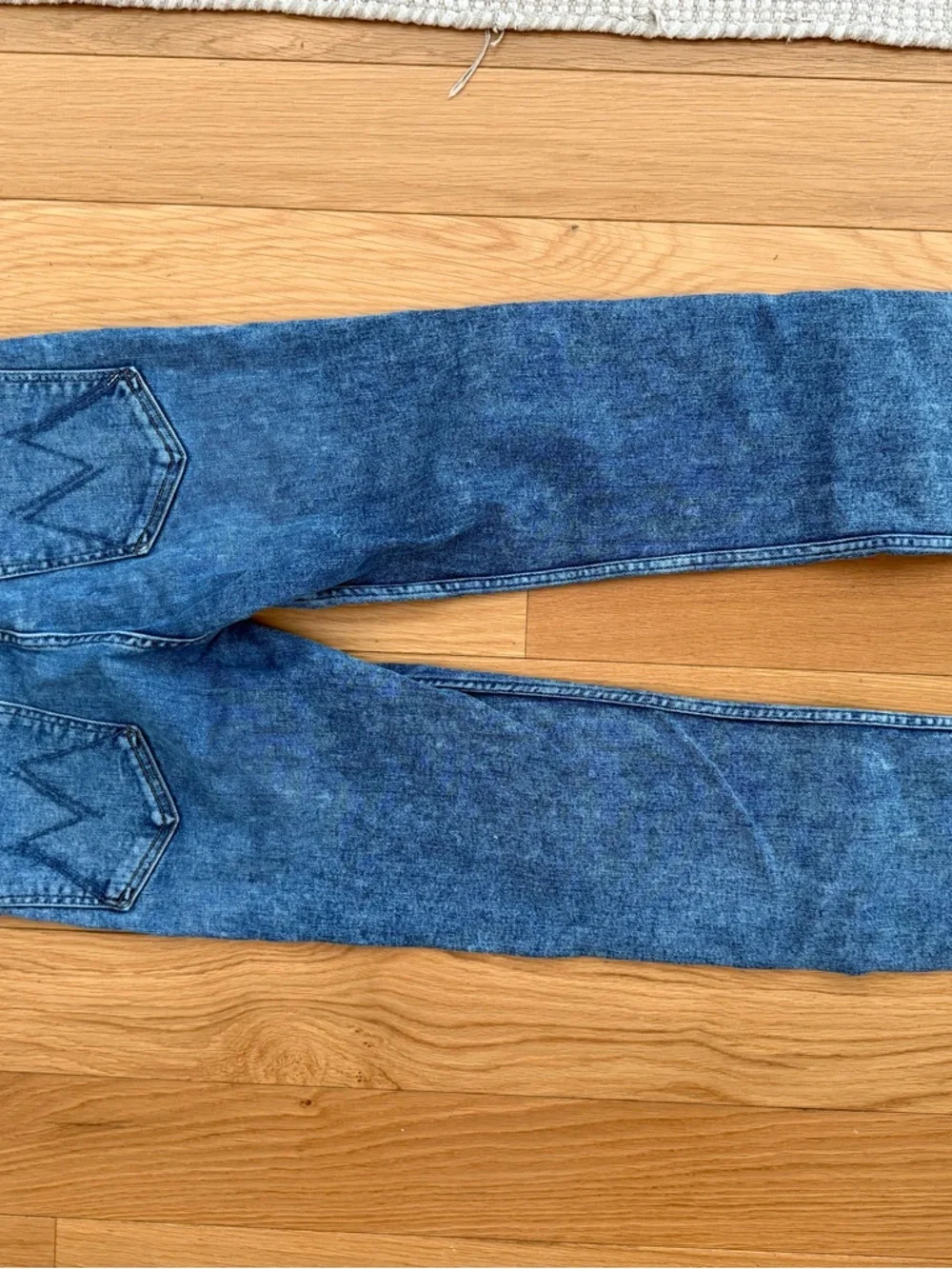MOTHER denim The Tomcat Ankle Fray in On the Road wash - Picture 2 of 6
